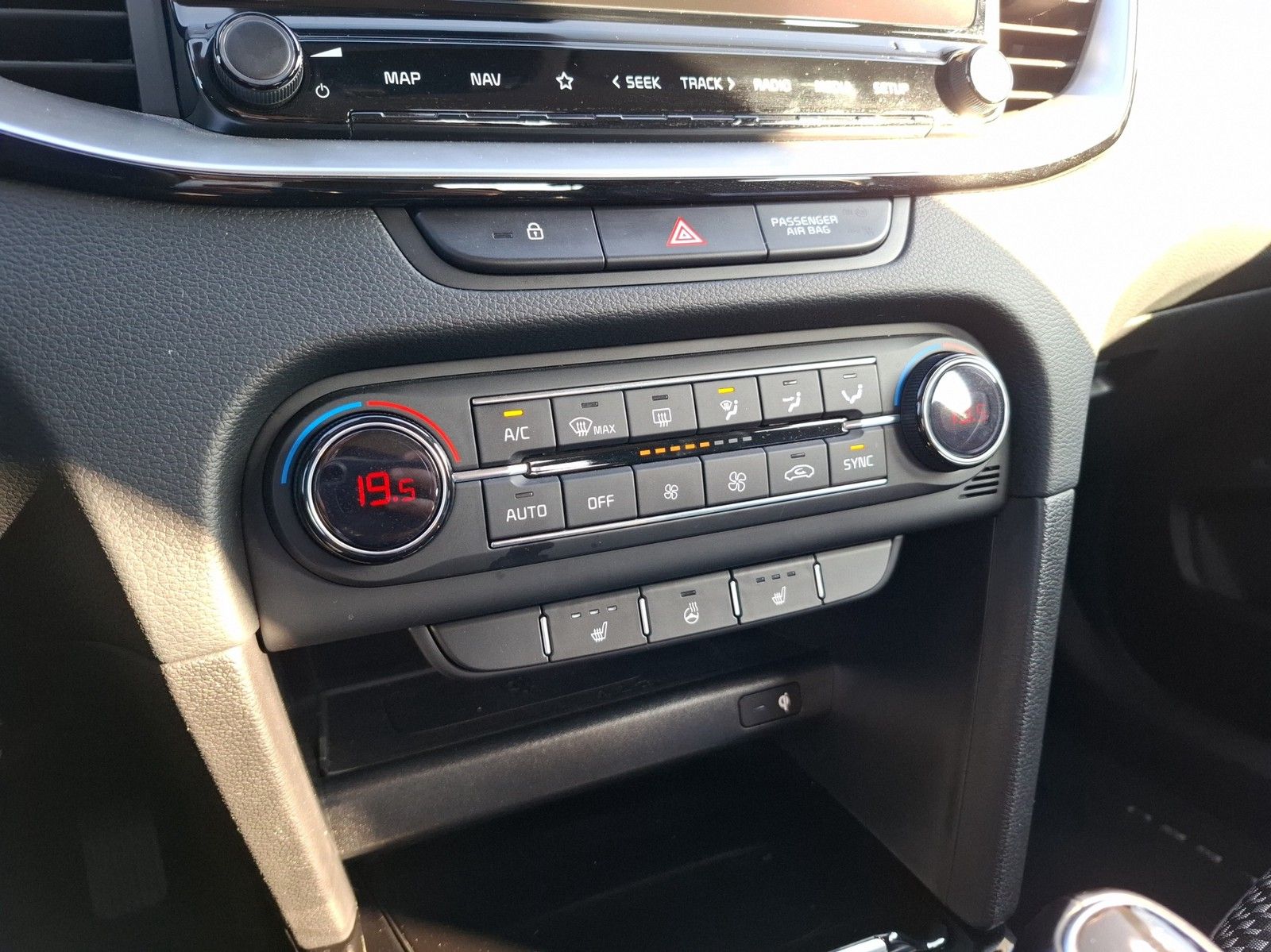 KIA XCeed 1.6 T-GDI Spirit KLIMA / NAVI / SITZHEIZUN - Image 14