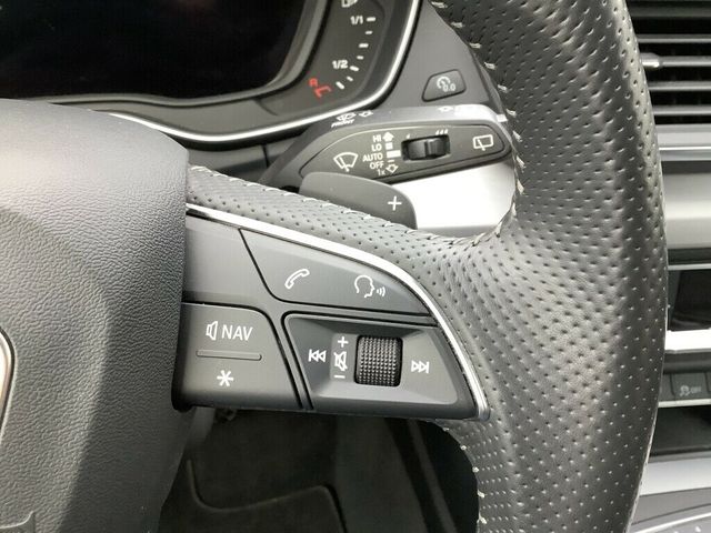 Fahrzeugabbildung Audi Q5 50 TFSI e quattro S-Line Sportpaket ACC LED A
