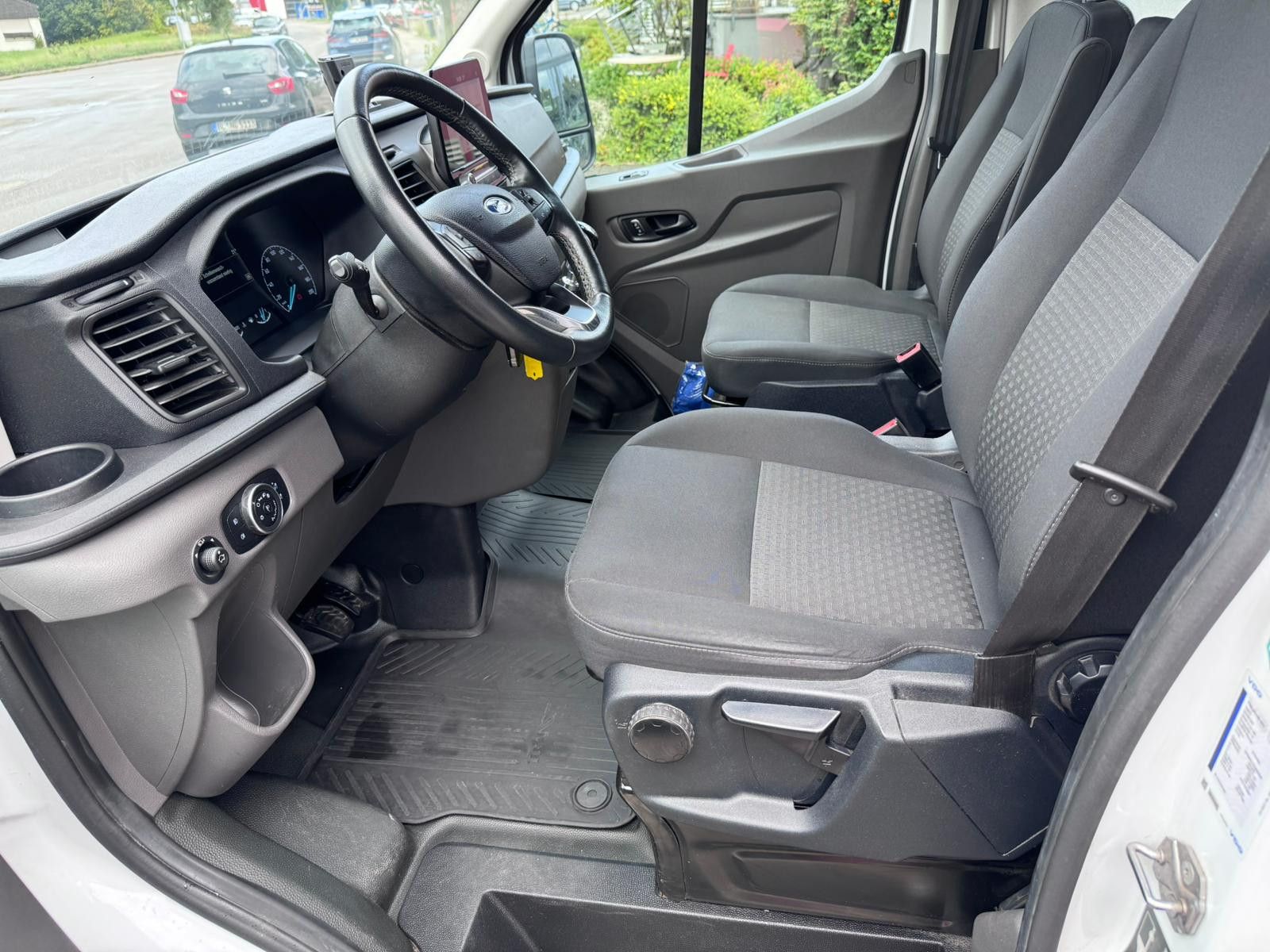 Fahrzeugabbildung Ford Transit 350 L3H3 Trend*AHK*TEMPO*KLIMA*BI-XENON