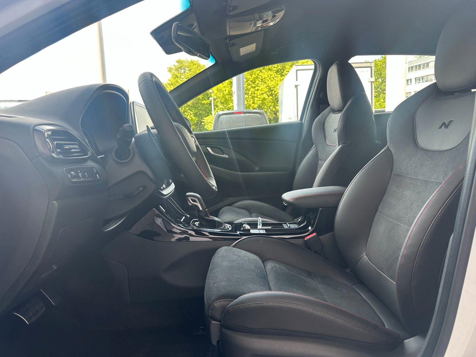 Fahrzeugabbildung Hyundai i30 N-Line MY25 Navi/SHZ/Sitzpaket!