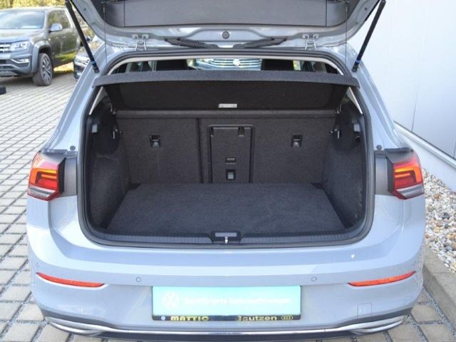 Golf VIII 1.5 TSI Style 18-ZOLL/LED/NAVI-PRO+VZE
