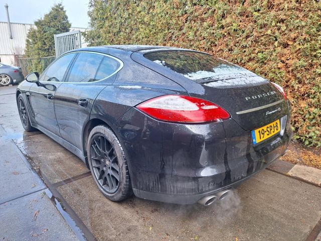 Porsche Panamera 4.8 4S