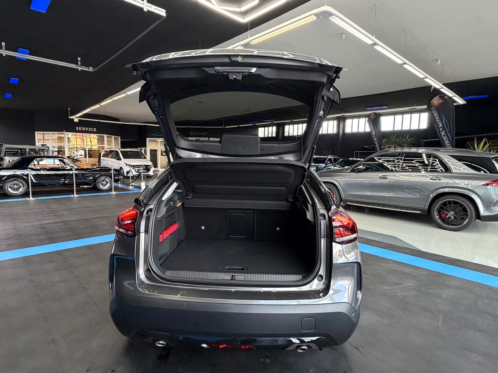 Citroën C4PureTech130Stop&StartEAT8MAX+HeadUp+LED+Rfkm.