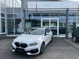 BMW 116d F40 Sport Line Navi/Panorama/Head-Up/LED - BMW 116 mit Panoramadach