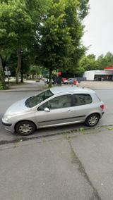 Peugeot *TÜV* Peugeot 307 mit Klima - Peugeot 307 in Düsseldorf