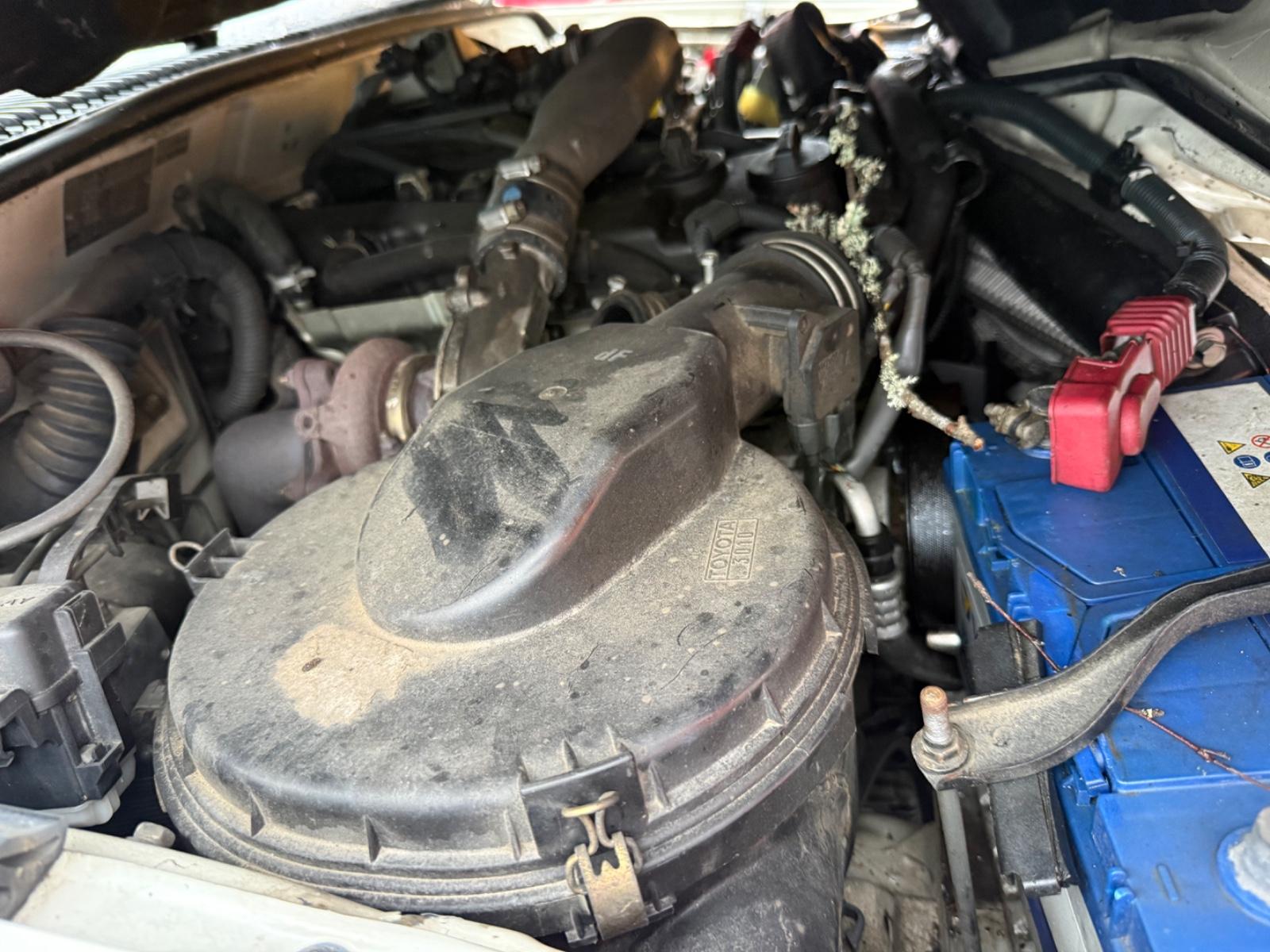 Toyota Hilux 2005 — photo 11