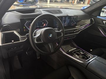 BMW X7 - 10
