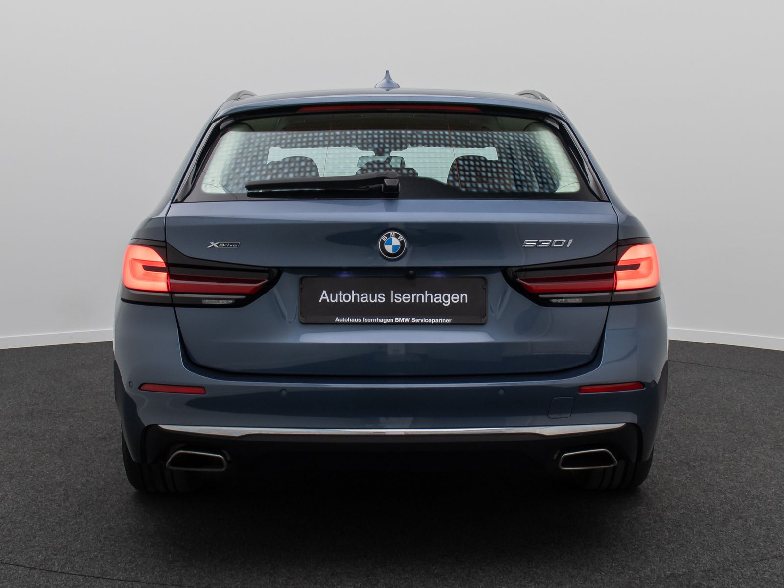 Fahrzeugabbildung BMW 530i xD LuxuryLine HUD Laser 360°Komfort 4xKlima
