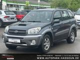 Toyota RAV4 2.0 D-4D Sol 4X4 TÜV 11/26 AHK SHZ Klimaaut - gebrauchte Toyota RAV 4 aus dem Jahr 2004