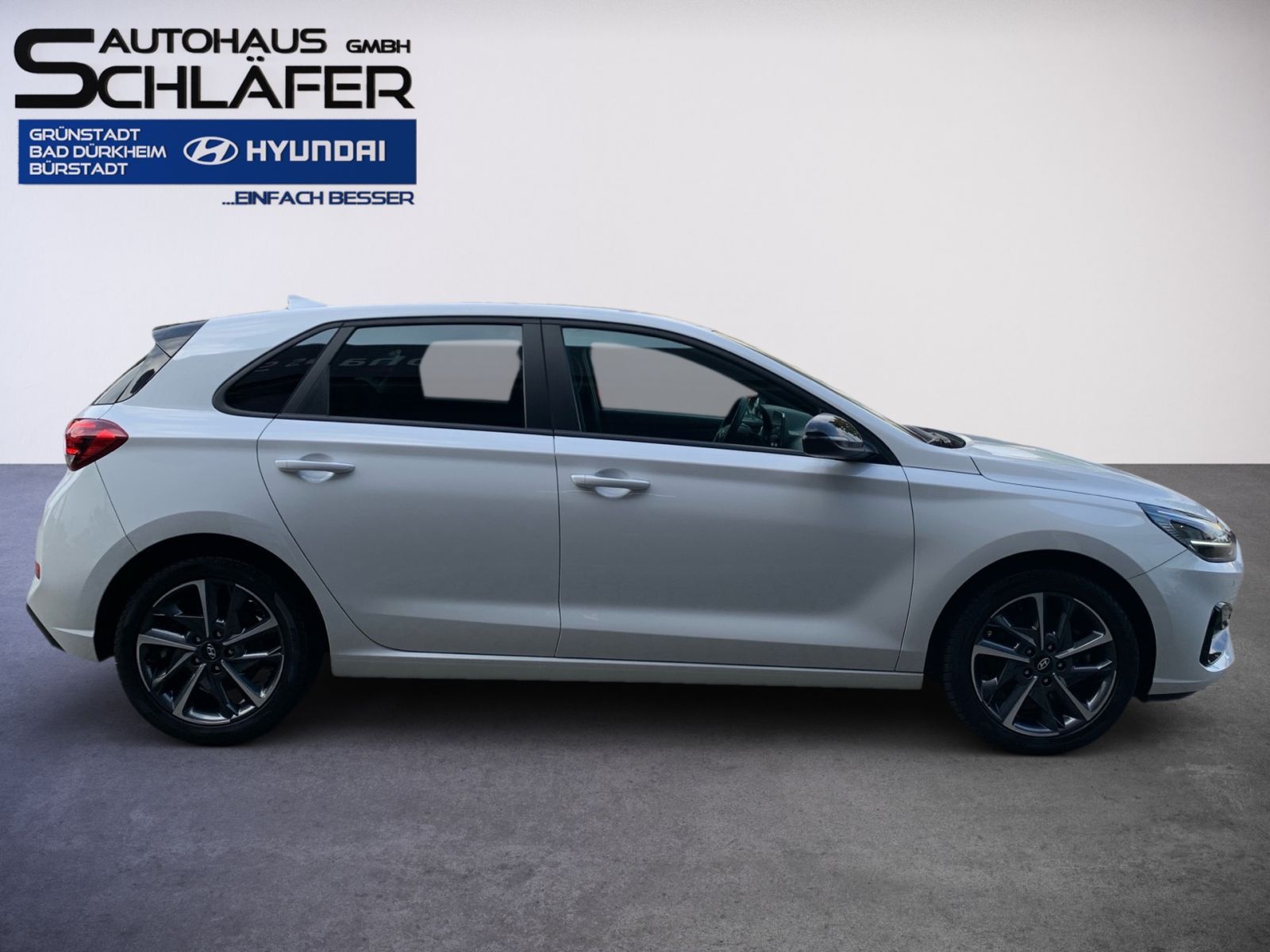 Fahrzeugabbildung Hyundai i30 1.0 T-GDI Connect & Go Navi LED
