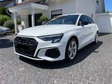 Audi A3 Sportback 45 TFSIe S line ACC LED