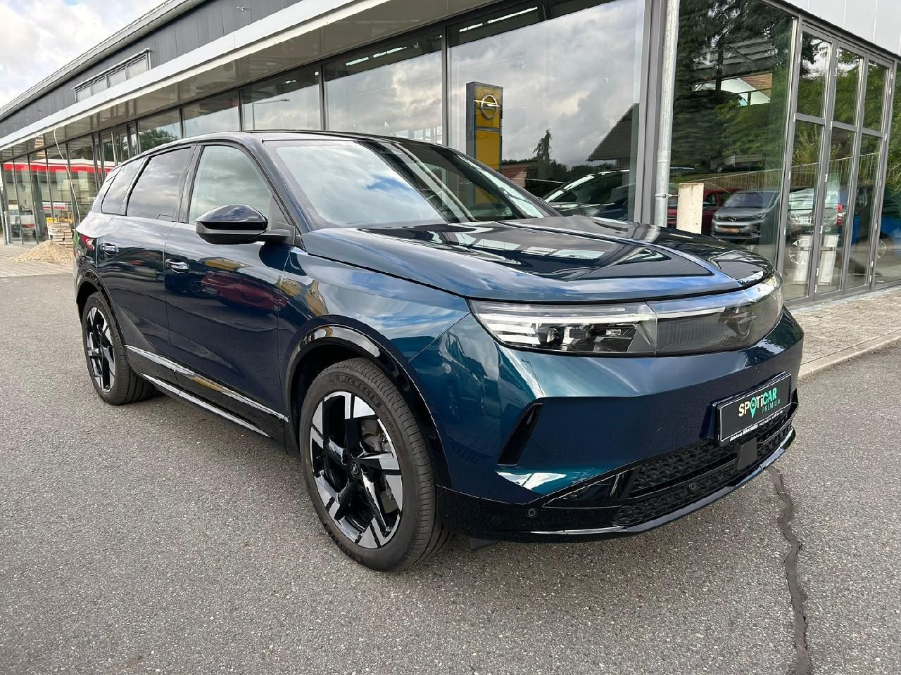 Opel Grandland Electric GS 97kW *Panorama*Leder* imagem 3