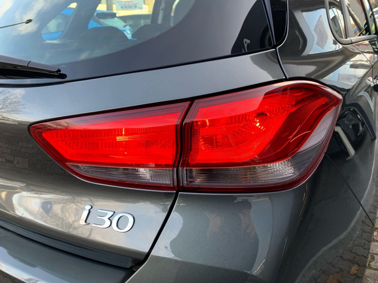 Fahrzeugabbildung Hyundai i30 1.5 T-GDI 7-DCT Trend Mild-Hybrid