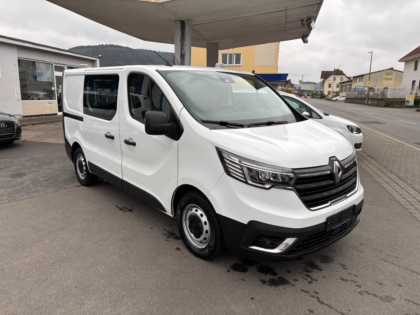 Renault Trafic Kasten L1H1 3,0t,Navi+Standhzg.+LED+Regal
