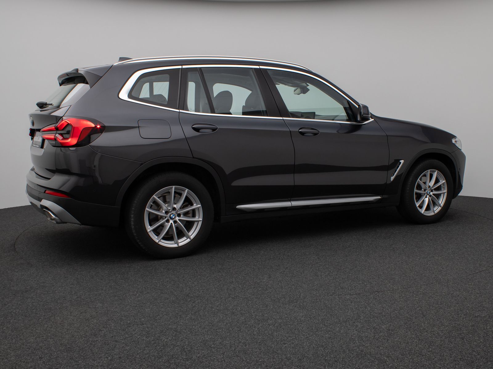 Fahrzeugabbildung BMW X3 xD20d Panorama Kamera DAB HiFi Komfort Alarm