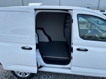 Volkswagen Caddy - 12
