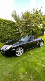 Porsche Boxster Typ 987 - wenig Kilometer aus 2. Hand! - Porsche mit Benzin-Antrieb: Schwarz, Cabrio