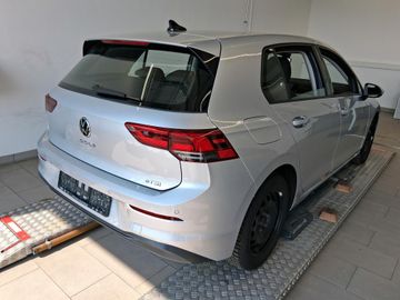 Volkswagen Golf - 4