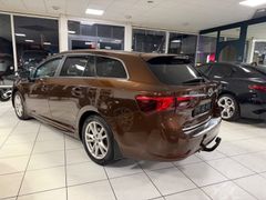 TOYOTA Avensis Touring Sports Business Edition/AHK/LED!