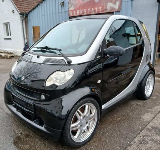 Smart ForTwo coupe Basis/Brabus Felgen/Tüv+Insp. neu