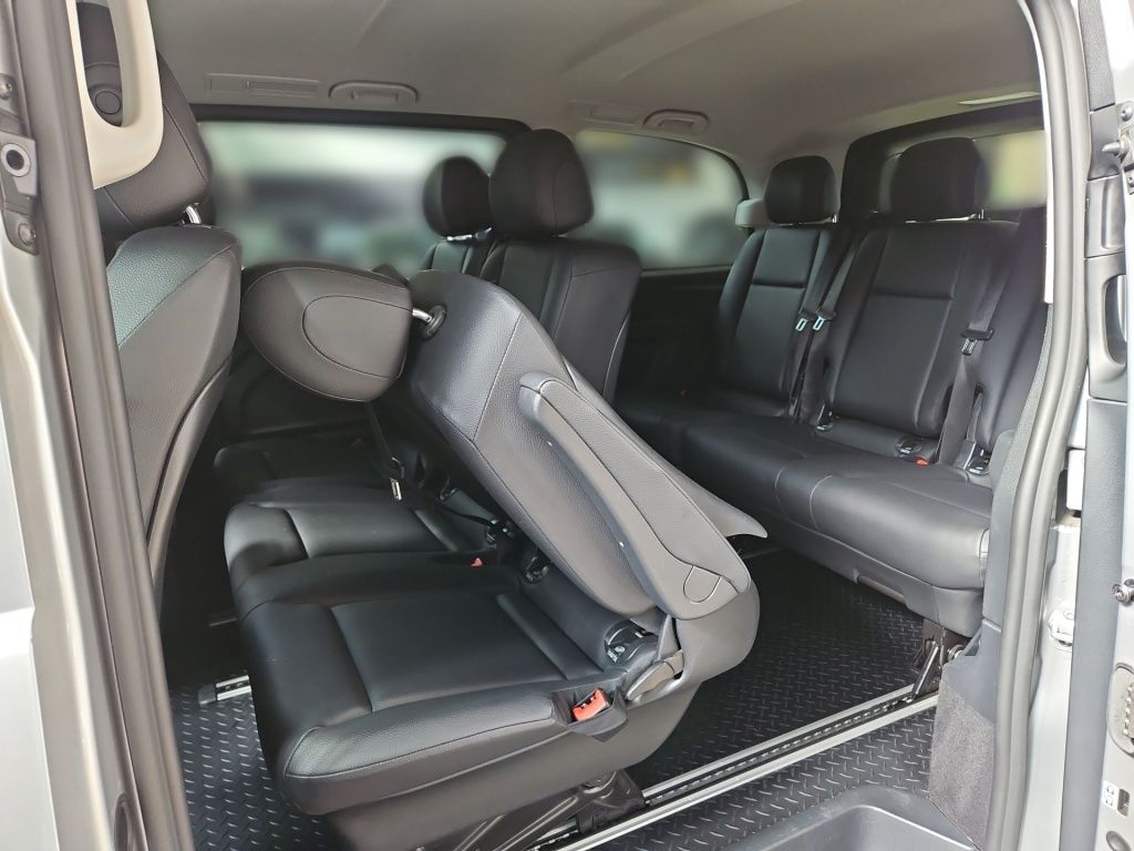 Fahrzeugabbildung Mercedes-Benz Vito 124 Tourer kompakt 4x4 Taxi 8 Sitze AHK STH