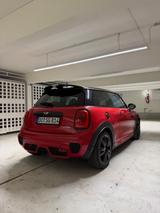 MINI John Cooper Works - rote MINI John Cooper Works