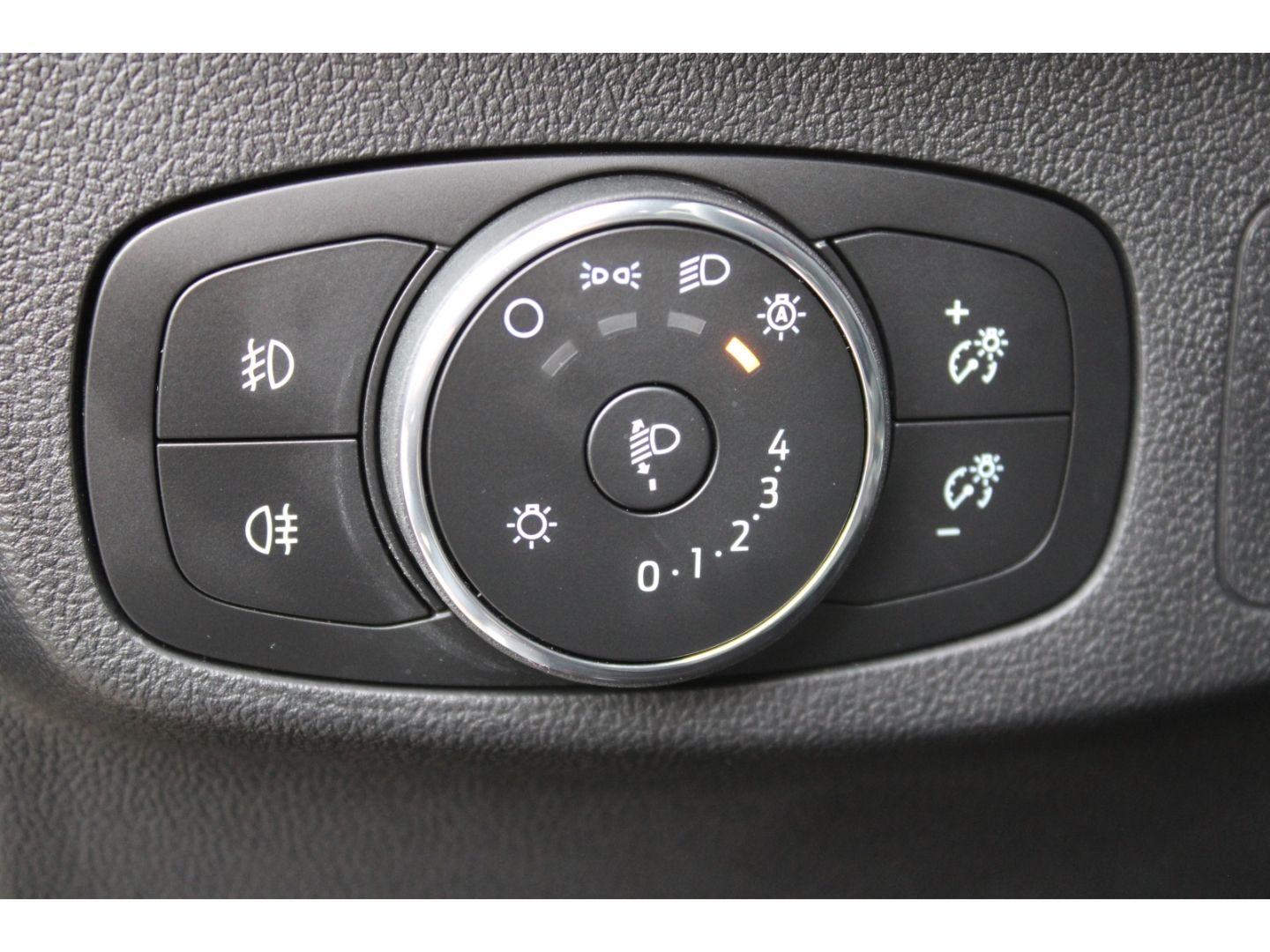 FORD Focus ST-Line X 1.0 EcoBoost ACC LED B&O TWA RFK - Image 14