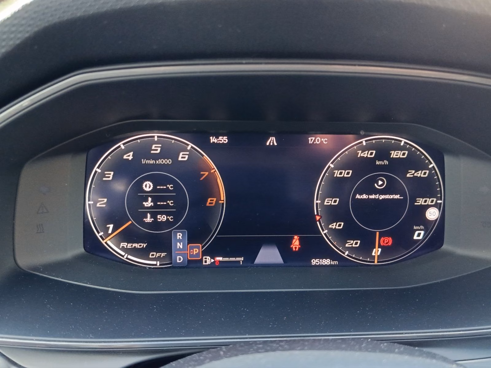 Cupra Leon 2.0 TSI LED LM 19" Navi PDC+RFK ACC Beats