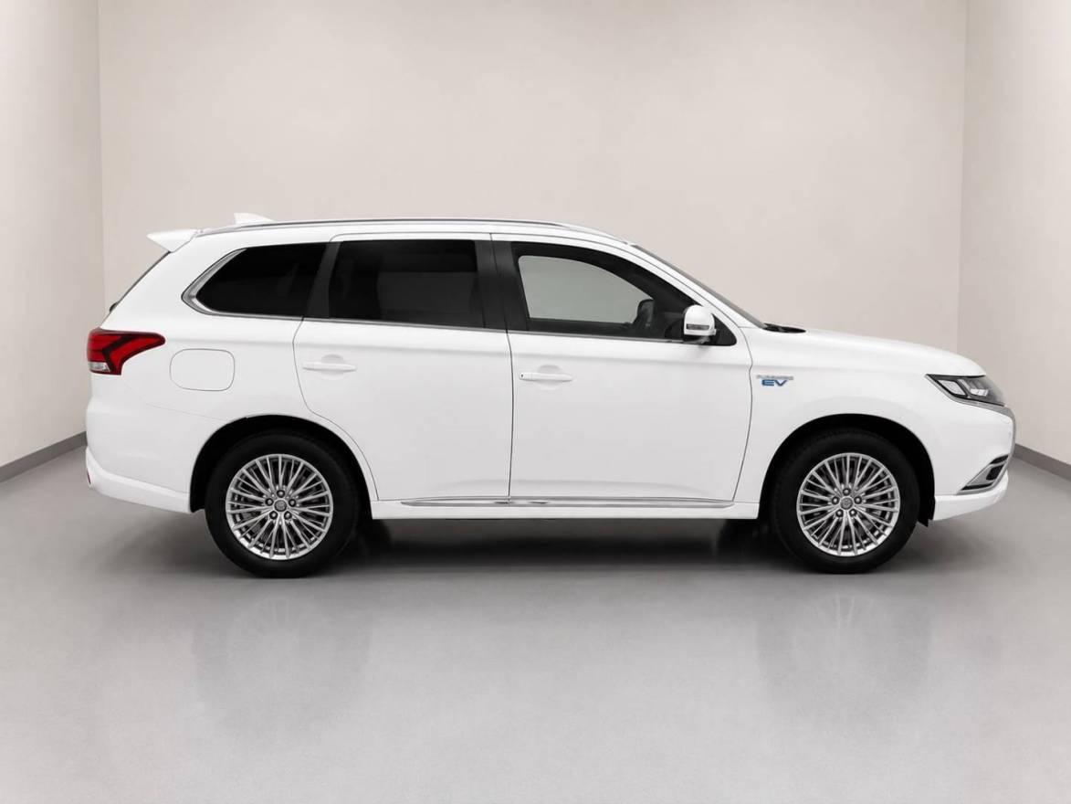 Mitsubishi Plug-In Hybrid Outlander 2.4'Plus'Spirit