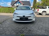 Toyota Prius 1.8-l-VVT-i Plug-in - - Toyota Prius: Plug In
