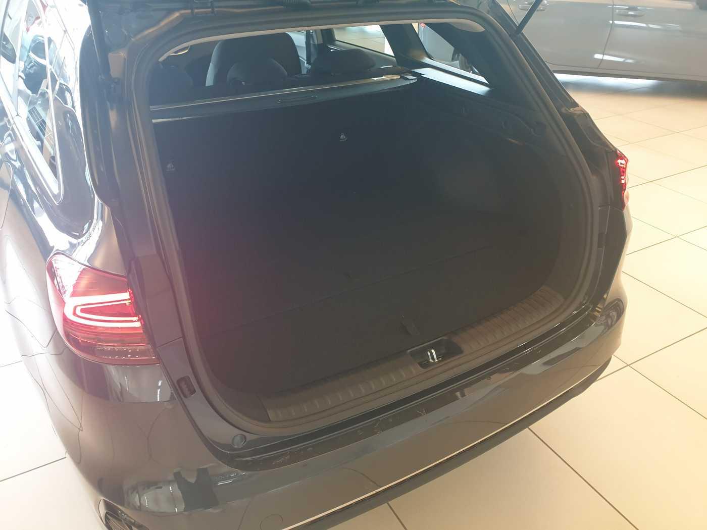 Kia Ceed SW 1.0T 100PS | Vision | NAV | KAM