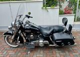 Harley-Davidson Road King Classik FLHRC - HARLEY-DAVIDSON BOCHUM