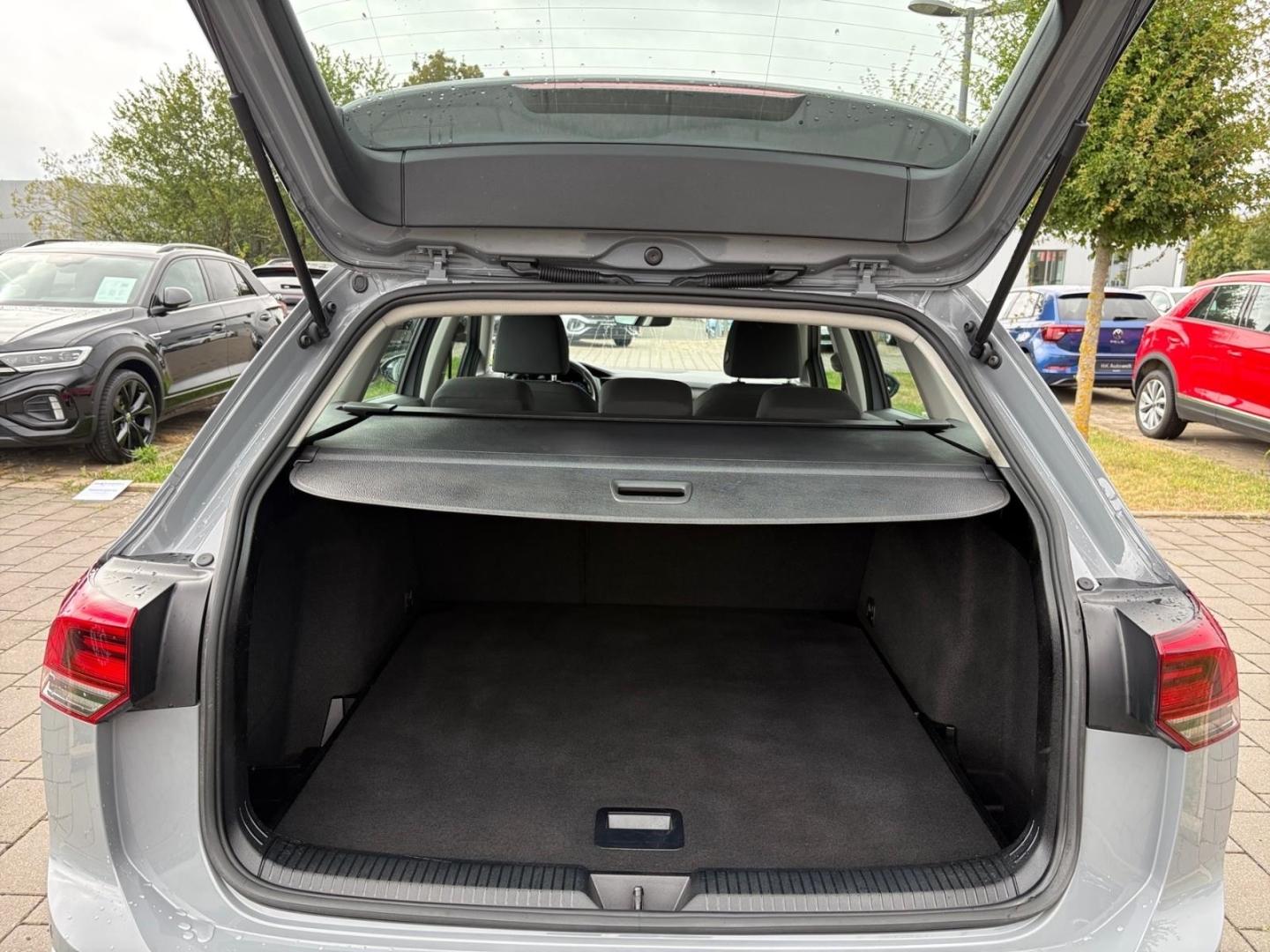 Volkswagen Golf Variant 8 1.0 TSI Klimaautom. DAB Bluetooth, миниатюра 10
