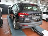 Skoda Karoq Style 1.5 TSI DSG AHK+NAVI+CARPLAY+SHZ - Skoda Karoq Gebrauchtwagen