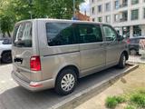 Volkswagen T6 Multivan - gebrauchte VW T6 Multivan aus dem Jahr 2019