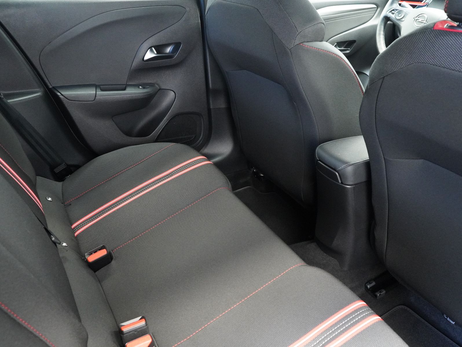 Fahrzeugabbildung Opel Corsa F e GS Line NAVI/KAMERA/11KW/SOH