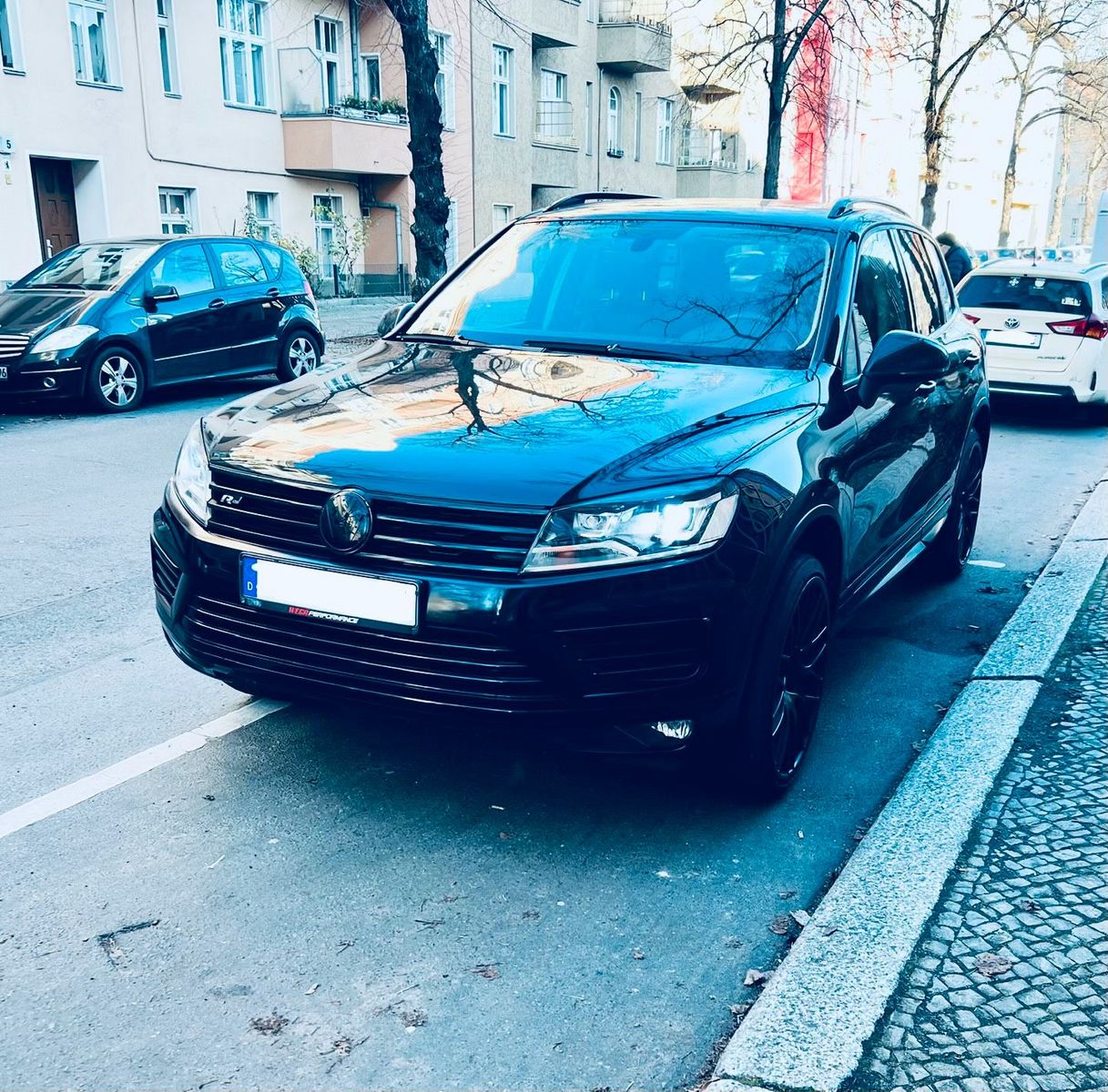 VW VW TOUAREG R-LINE SPORT 262PS TÜV NEU VIEL...