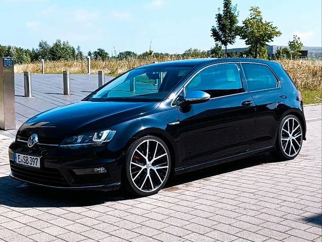 Volkswagen Golf 7 R-Line 1,4 TSI DSG 78tkm viele Extr...