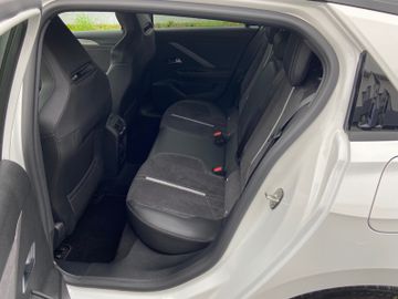 Opel Astra L 5tg  GSe Plug-in-Hybrid 225 PS AT8