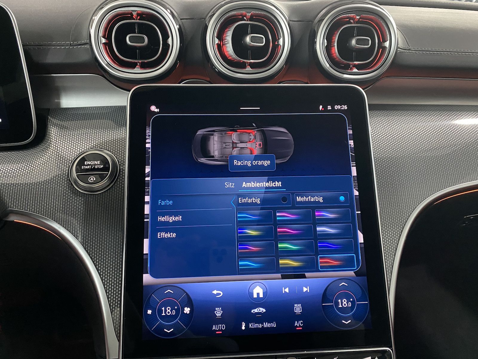 Fahrzeugabbildung Mercedes-Benz CLE 200 AMG/PANO/DIS/360/BUR/NIGHT/´19/