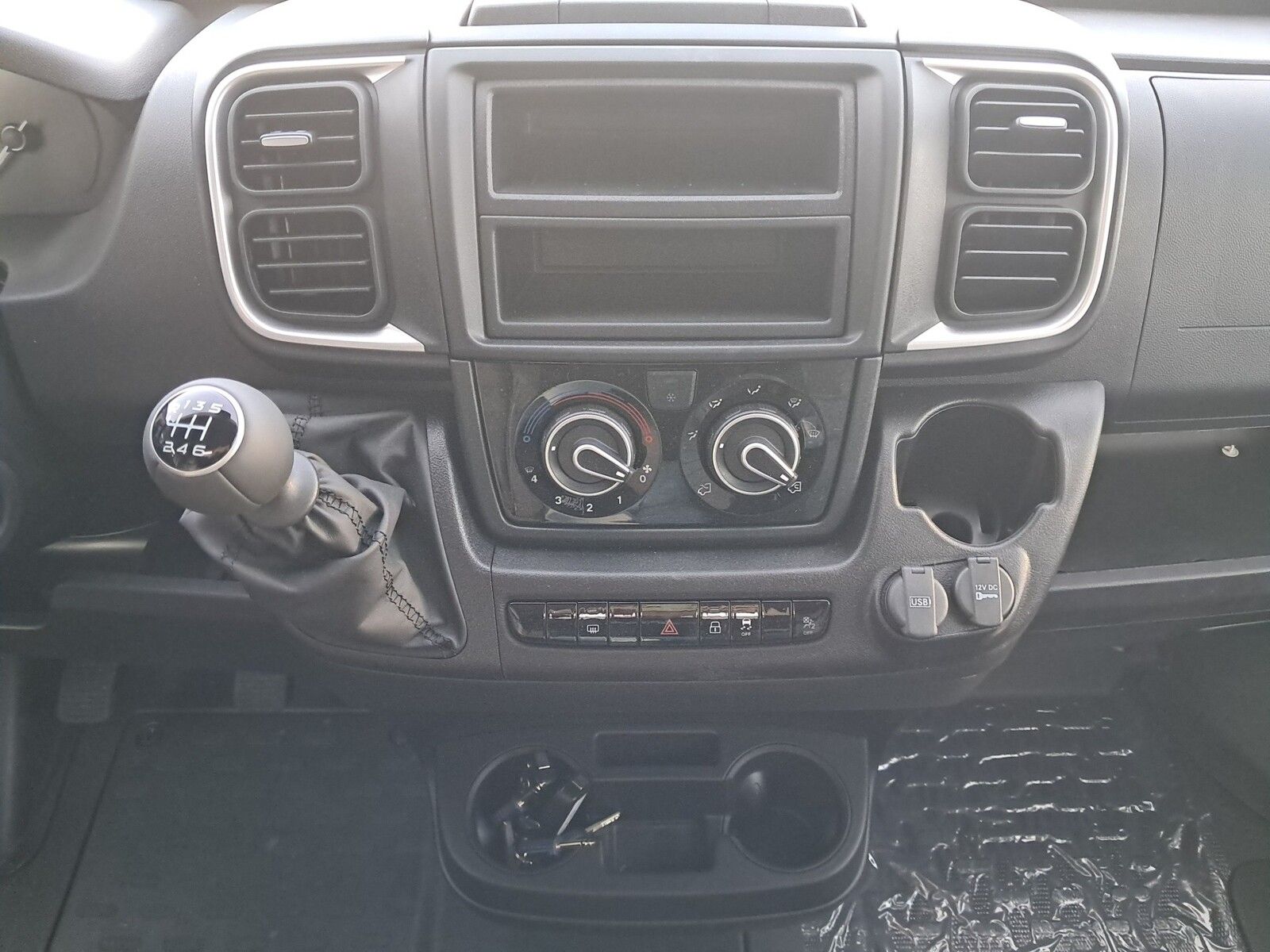 Fahrzeugabbildung Pössl Summit Shine 600 RS Plus Citroen 140 PS 25er Mod