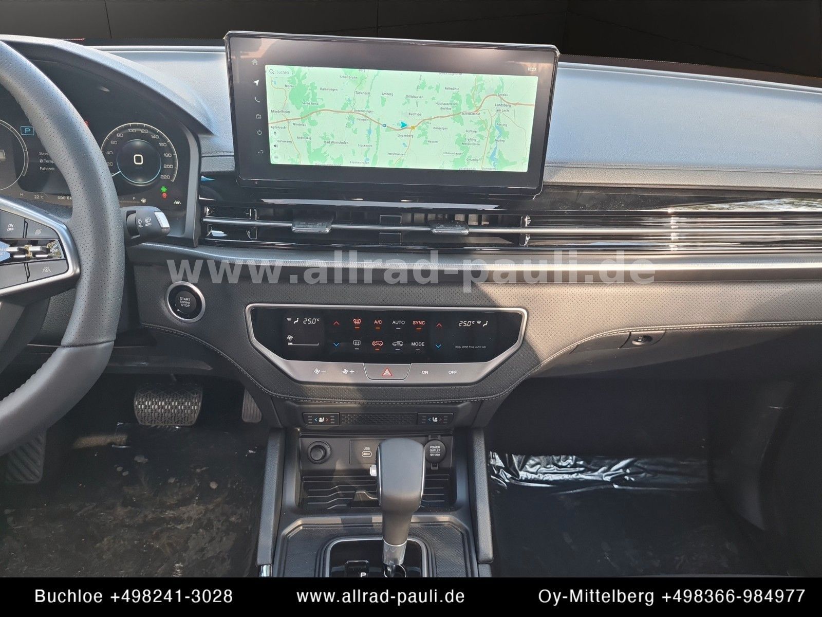 Ssangyong Musso Grand 2.2 e-XDi Titanium 4x4 Automatik