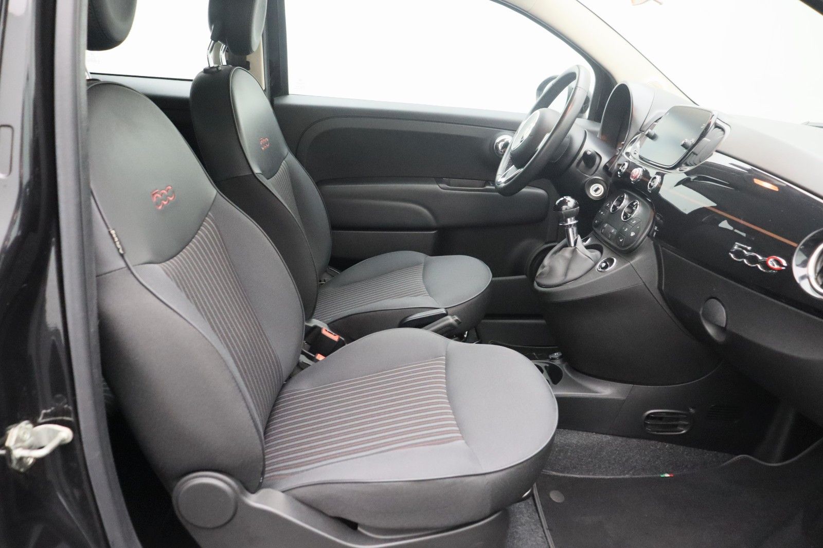 Fahrzeugabbildung Fiat 500C 1.2 Collezione