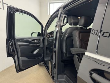 Mercedes V 250 - 8