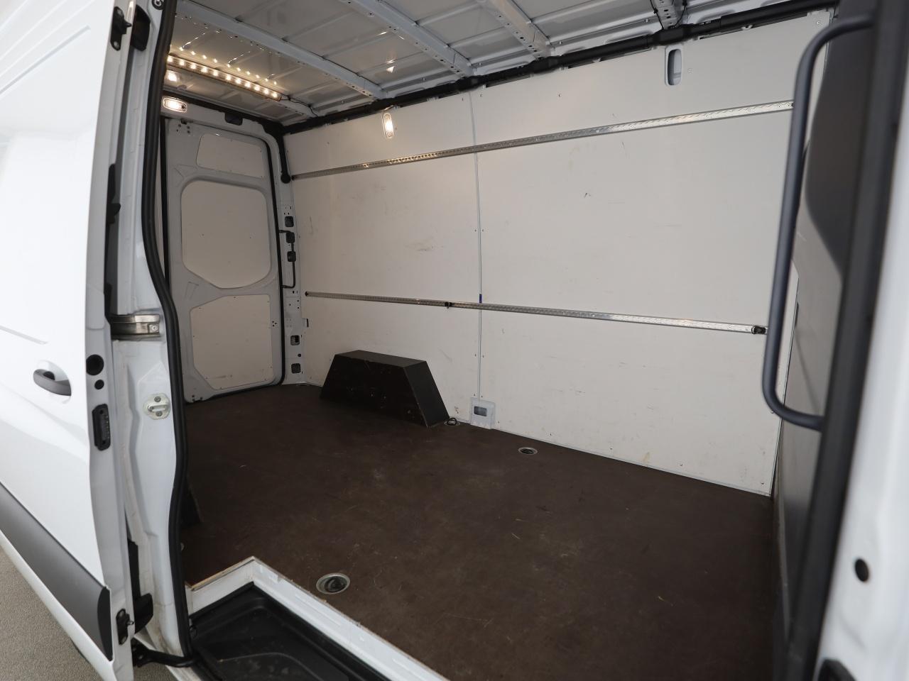 Mercedes-Benz Sprinter 317 CDI Kasten Hoch Standard Pro Navi