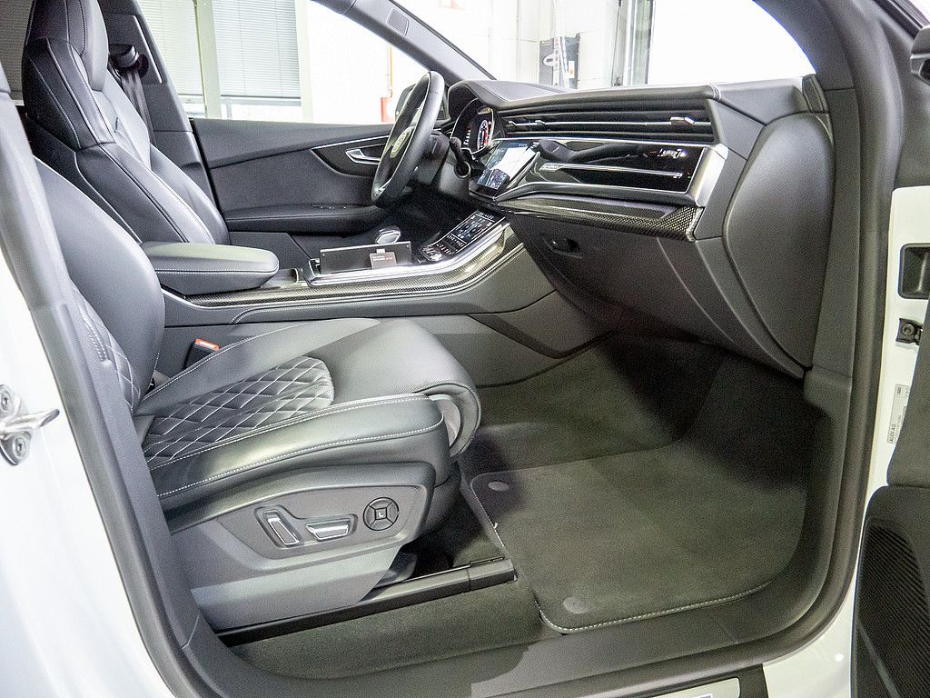 Audi SQ8 - Bild 2