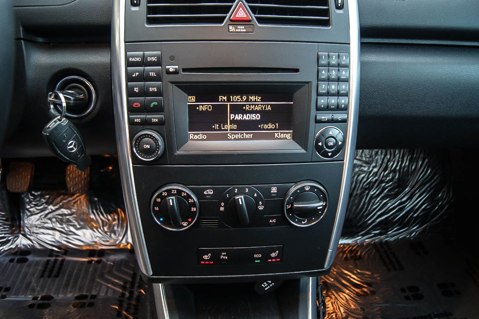 Fahrzeugabbildung Mercedes-Benz A 160 Avantgarde KLIMA PARKLENK LAMELLENDACH SHG