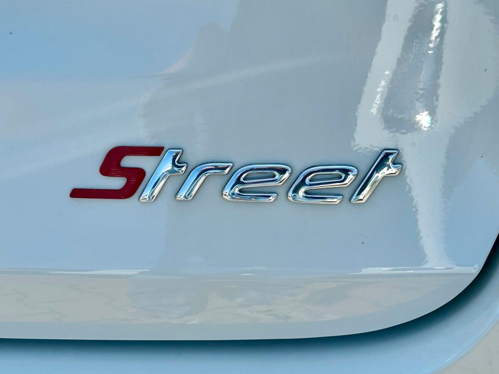 Fiat 600 Street 1,2 Benz. ICE Limited Edition