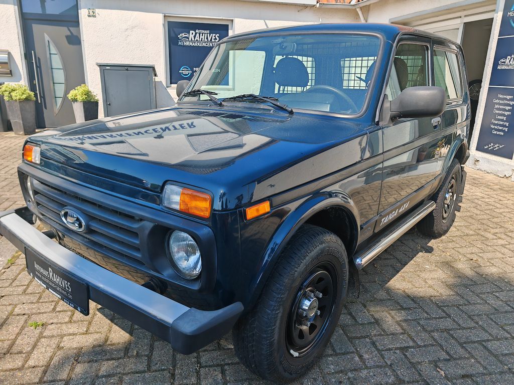 Image of Lada Niva