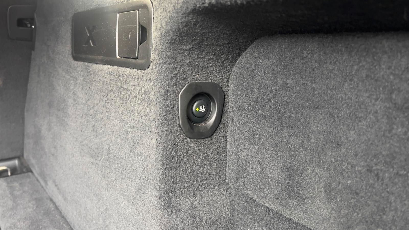 Fahrzeugabbildung BMW X6 M550 i*Laser*STHZ*AHK*HU*B&W*VOLL*Mietkauf